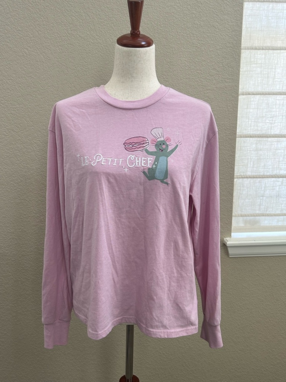Disney Remy Ratatouille Light Pink Graphic T-Shirt M